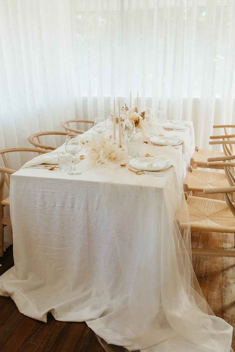 White French Linen Tablecloth 4×2.5m Gatherings Co.